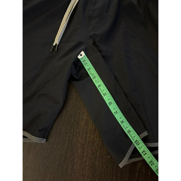 Vuori Men's Banks Athletic/Swim Shorts Size S - Picture 10 of 10